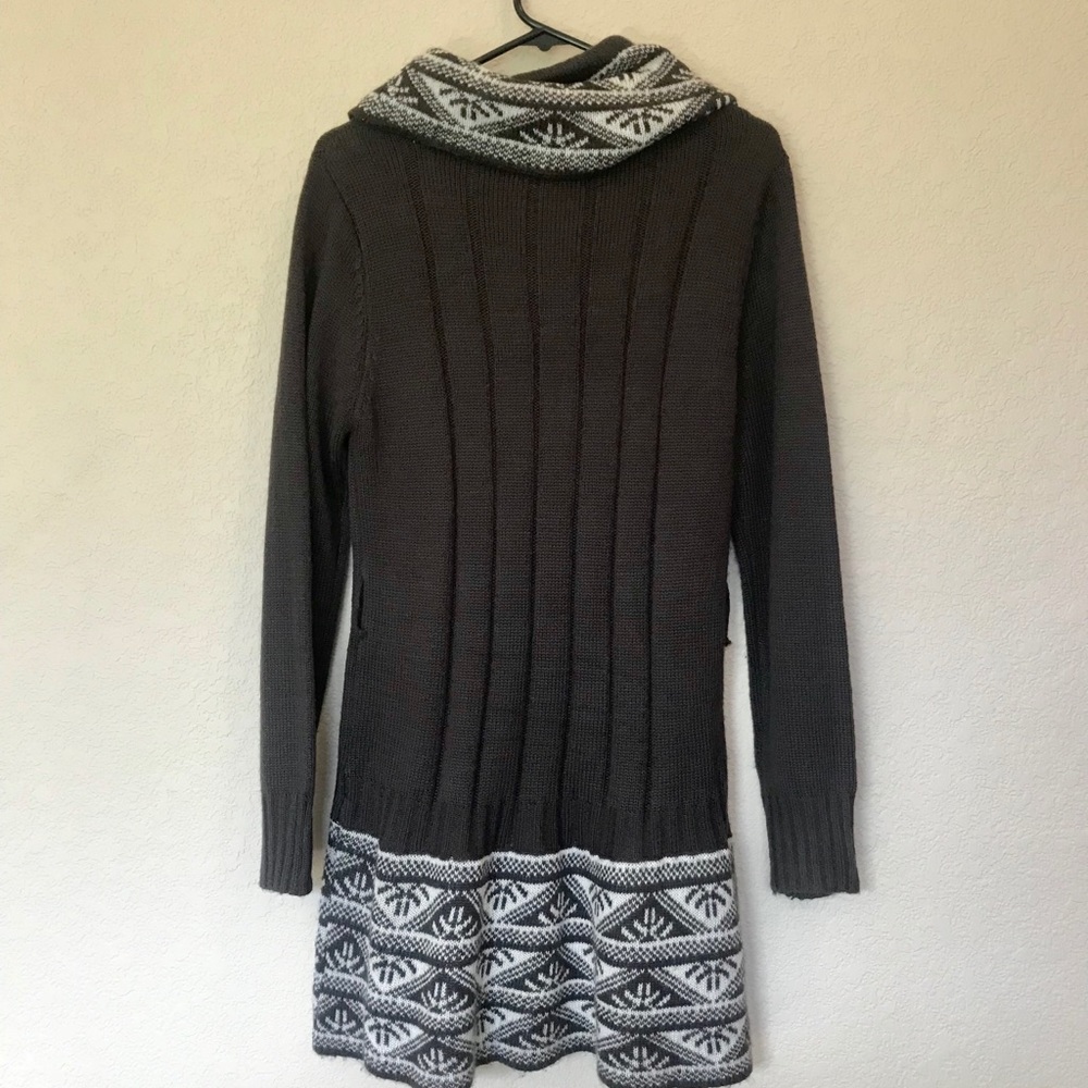 Charming Charlie Tunic - Picture 4 of 4